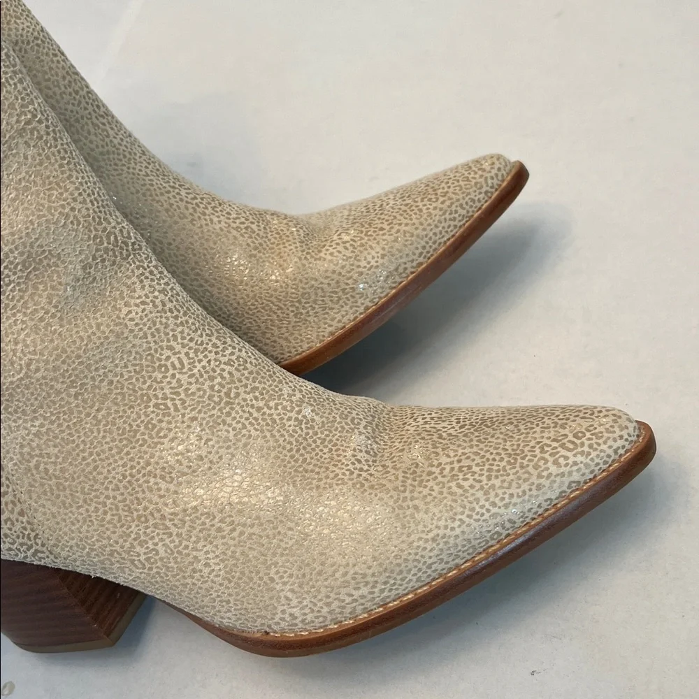 MATISSE CATY WOMEN’S CREAM LEATHER POINTY TOE ANIMAL PRINT ANKLE BOOTS SIZE 7